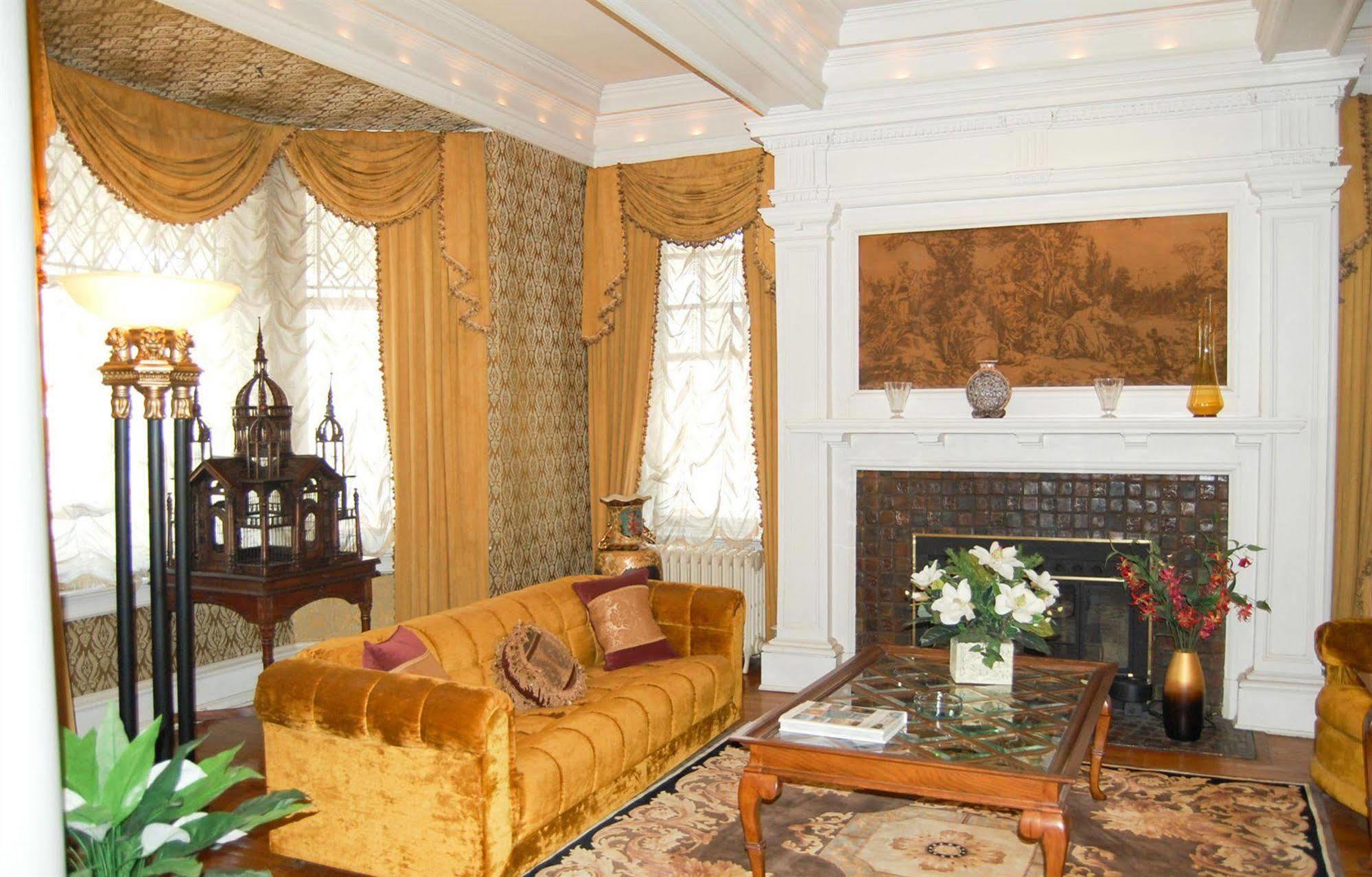 Albanus Phillips Inn Кембридж Экстерьер фото